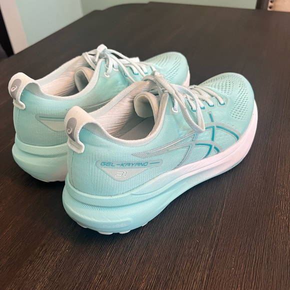 ASICS Women's Gel Kayano 31 - Picture 2 of 6